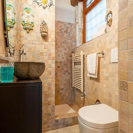 Casa Manina Sul Ponte - Your Private Canal View Venice Exterior photo