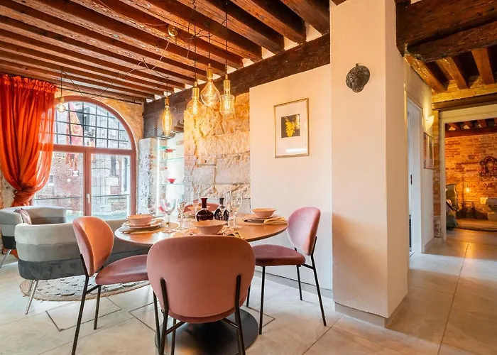 Casa Manina Sul Ponte - Your Private Canal View