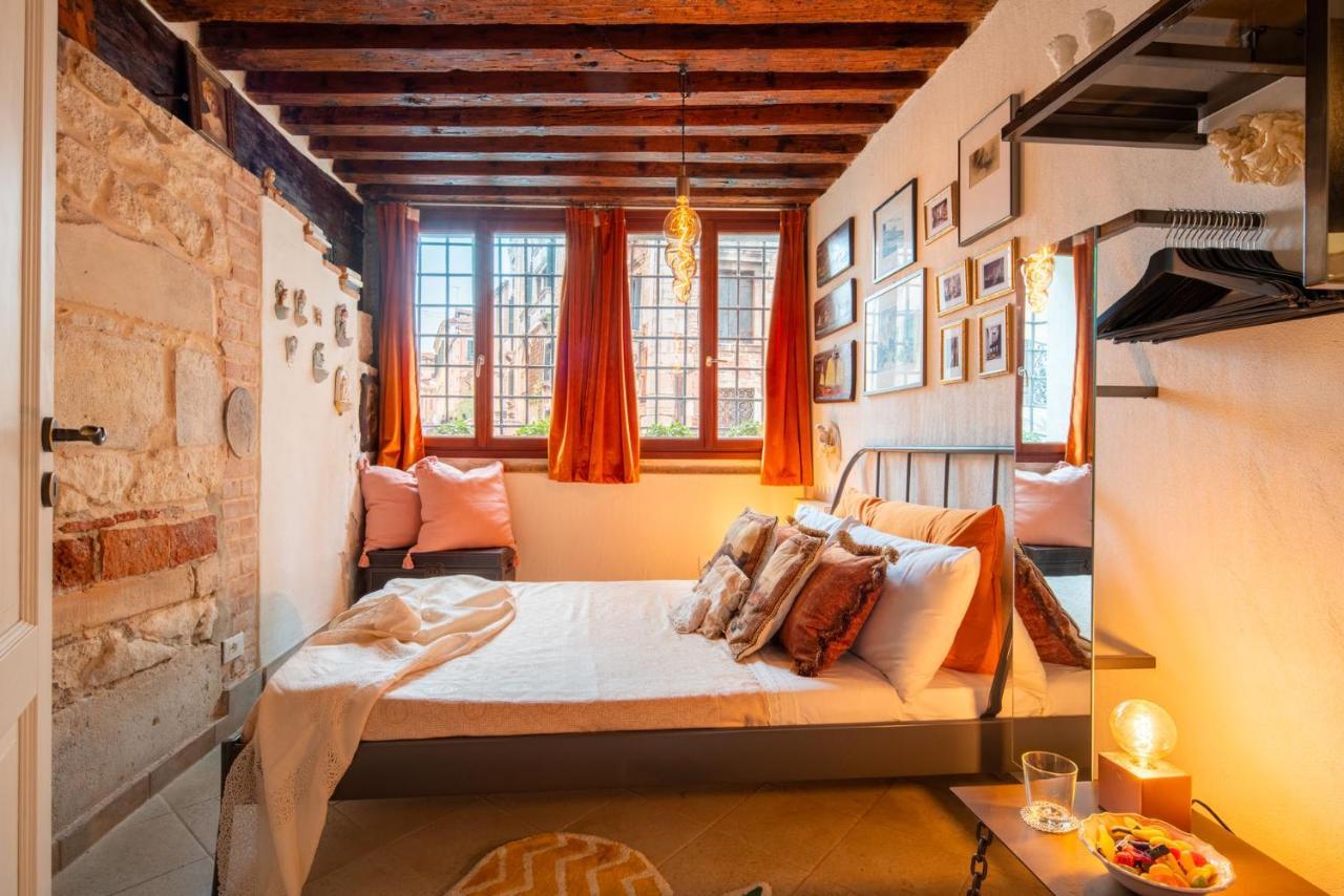 Apartment Casa Manina Sul Ponte - Your Private Canal View