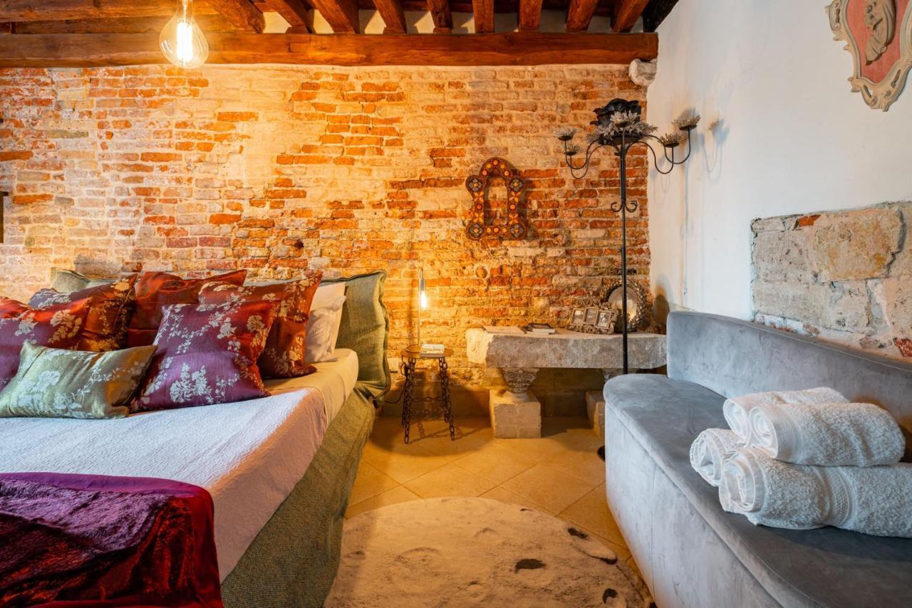 Casa Manina Sul Ponte - Your Private Canal View Venice